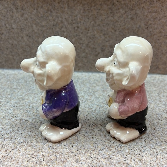 Set of two little hand painted ceramic Cave Trolls 🧌 or Leprechauns vintage - Picture 5 of 12